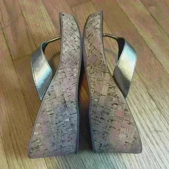 Sam Edelman Romy Cork Wedge Platform Thong Sandals Gold Metallic Size 7.5. Y2K - Picture 4 of 4